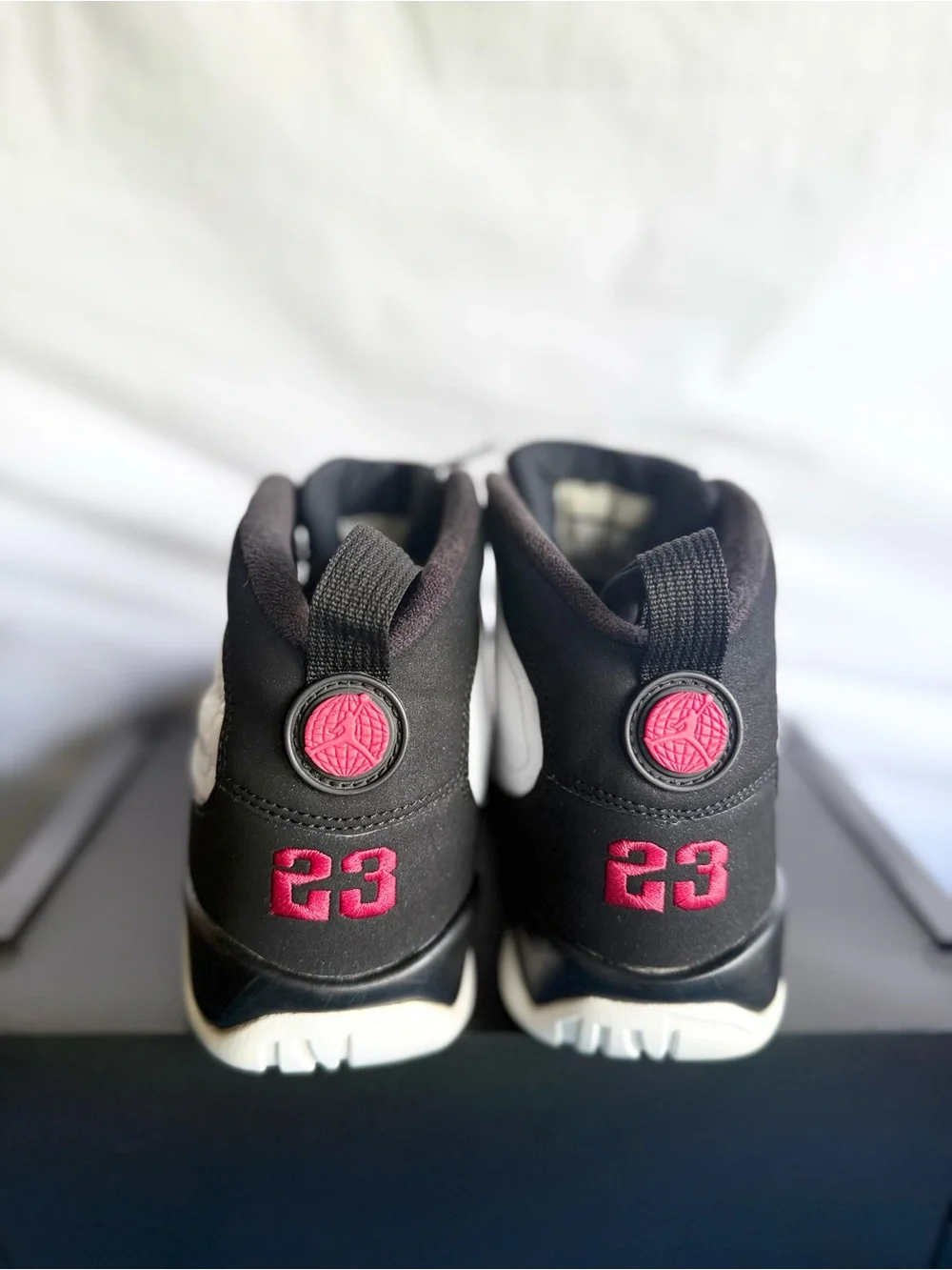 Jordan authentic retro